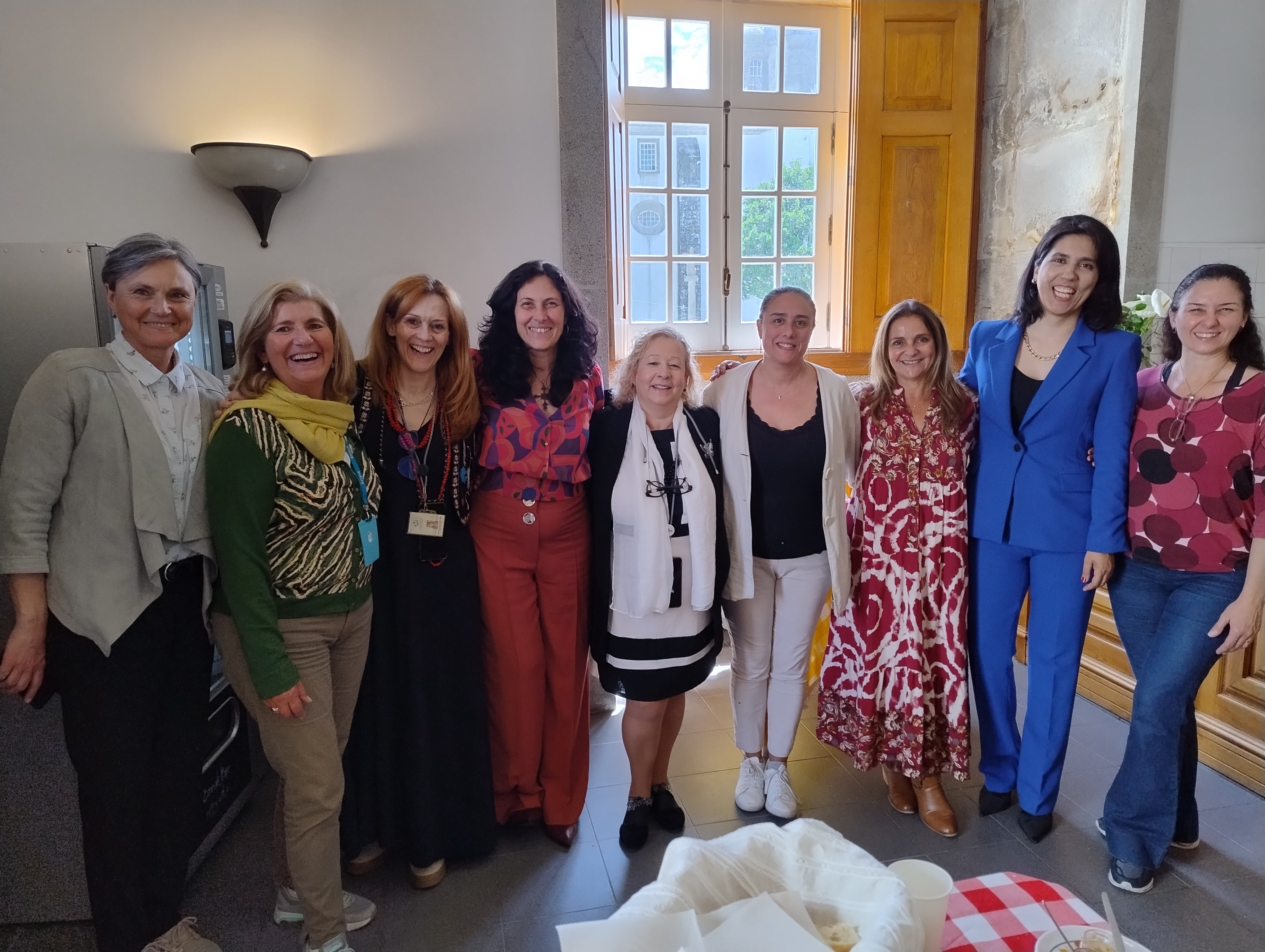 Professora Máriam e equipe diretiva do IPVC.jpg